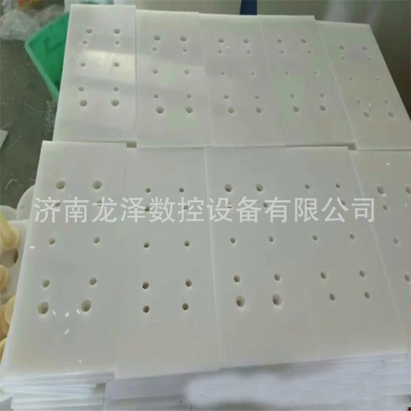 廠家直銷龍澤數(shù)控大型1350木工雕刻機(jī) 數(shù)控電動(dòng)雕刻機(jī) 沙發(fā)板材切割機(jī) 浮雕雕刻機(jī)  PVC雕刻機(jī) 阻燃材料切割機(jī)示例圖10